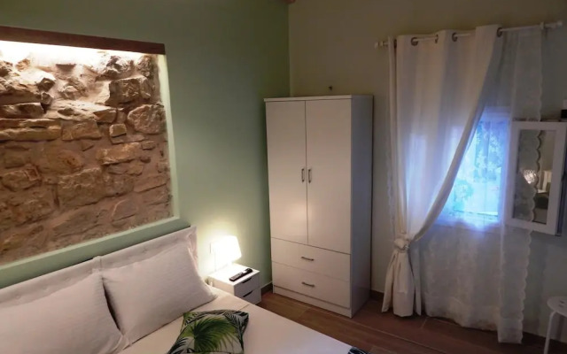 Sole Apartments - Near Corfu Port