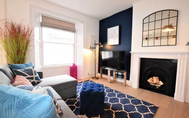 Your Apartment Frederick Place - No.5
