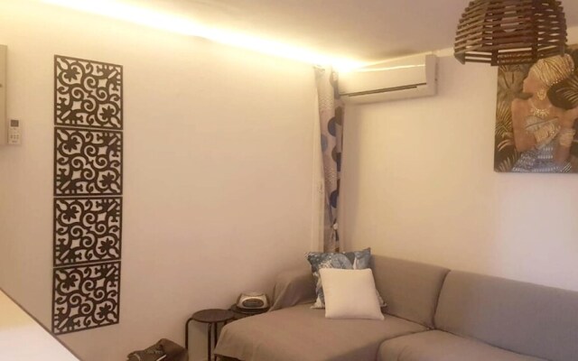 Studio in Sainte-anne, With Shared Pool, Enclosed Garden and Wifi