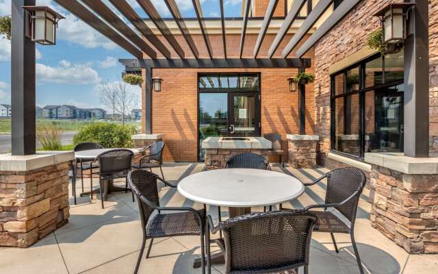 Comfort Suites Airport - University