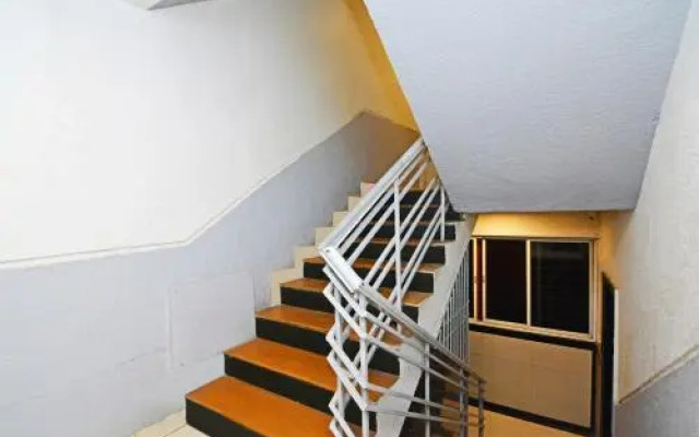 Ashwarya Service Apartment by OYO Rooms