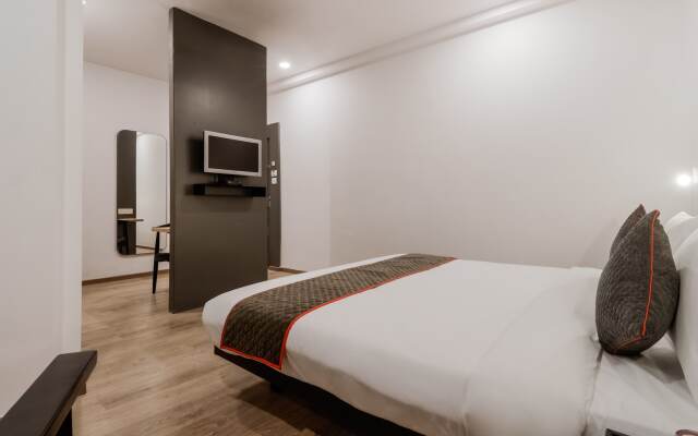 OYO Townhouse 155 Hotel Satya