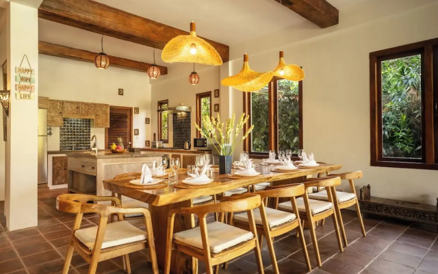 Villa Tropical Svasti by Nakula