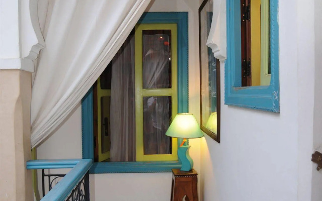 Riad Lauriers Blancs