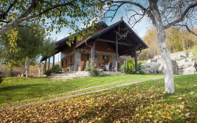 Kuća pod Lipovcem