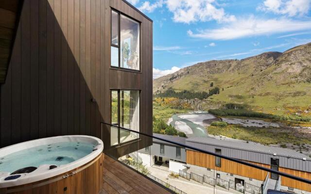 Arthur's point+Hot Tub+Balcony+3 bathrooms