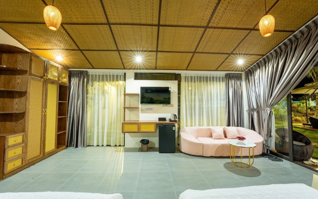 Apple House & Coffee – Guest Rooms – Ba Ria
