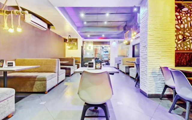 OYO 11137 Hotel Morgen Suites