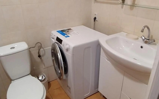 Lviv Meretyna Apartment (між центром і вокзалом)