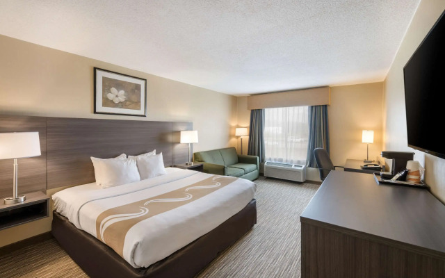 Quality Inn & Suites Fishkill South near I-84