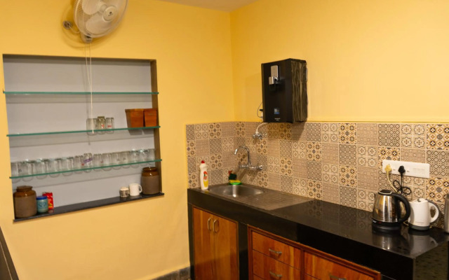 3 bedroom holiday home with free parking & Wi-Fi