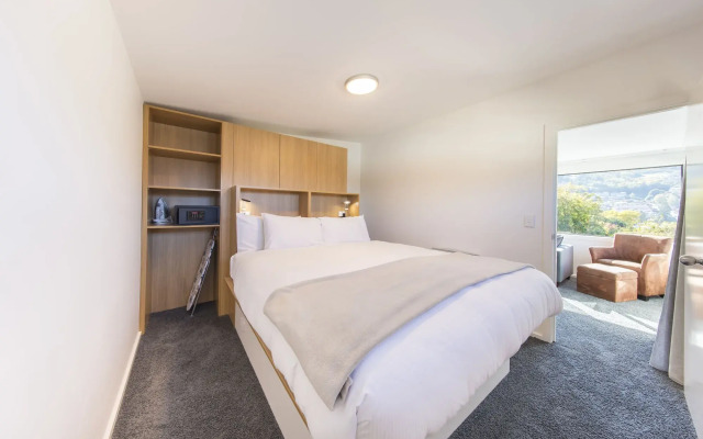 Lomond Lodge Motel & Apartments
