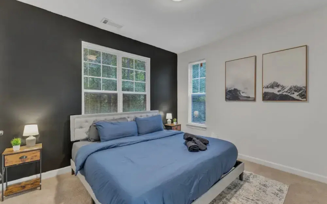 Upscale 2BR Suite Mins Downtown Raleigh