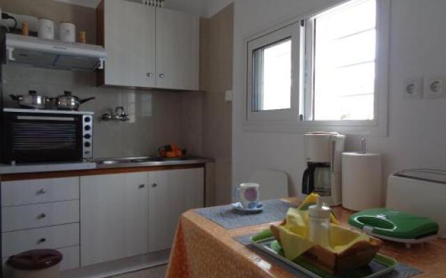 Blue Sky Apartments & Rooms