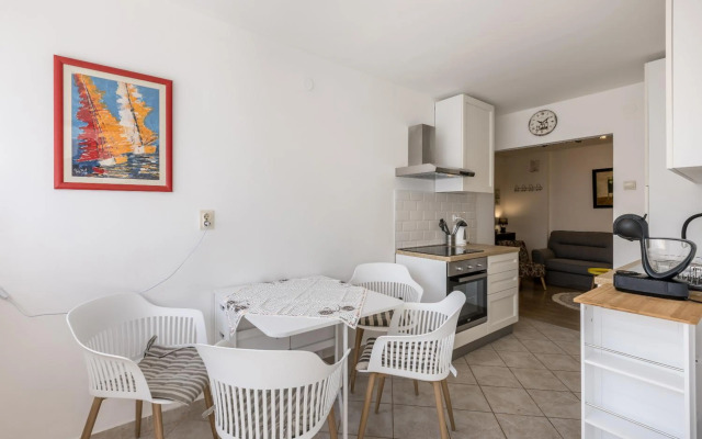 Sunny City Apartment