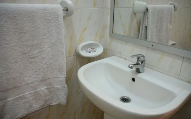 IRIS Hotel