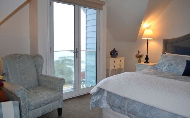 Sapphire Shores Luxury Retreat