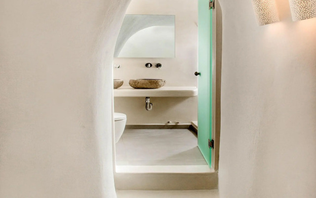 Aperto Suites - Adults Only