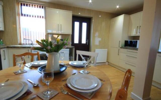 Sheneval Apartment