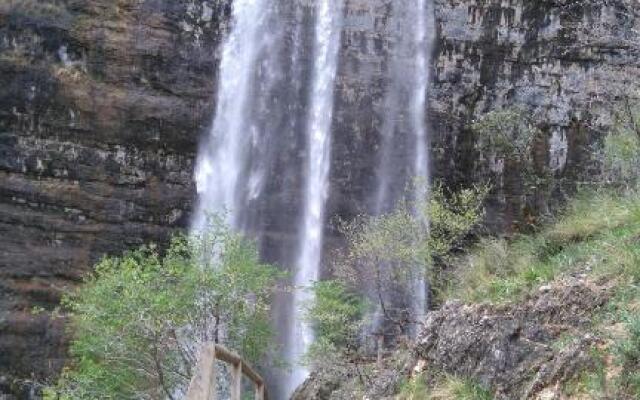 Albergue Los Chorros