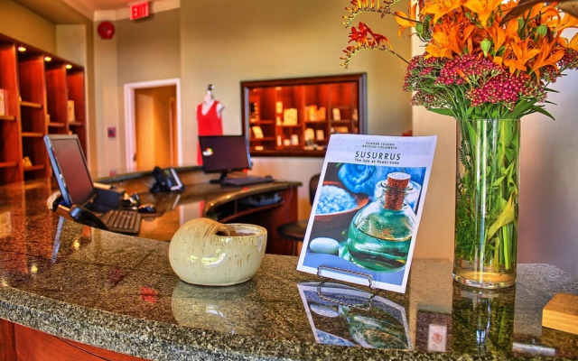 Poets Cove Resort & Spa