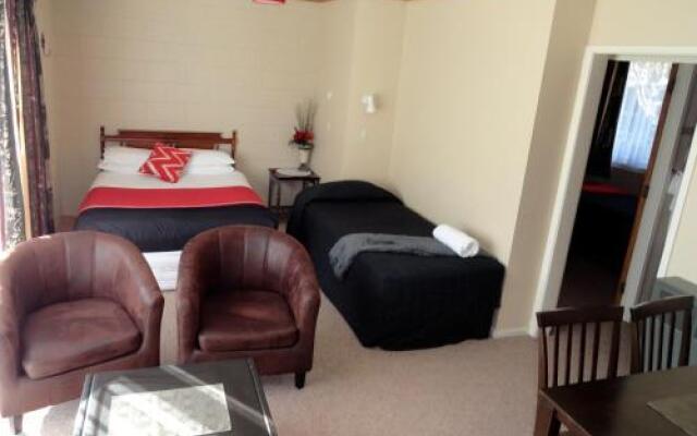 Aarburg Airport Motel