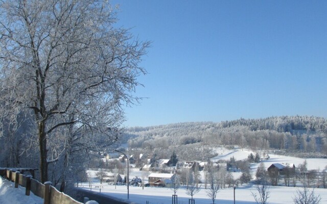 Vacation Home With Terrace in Schirgiswalde