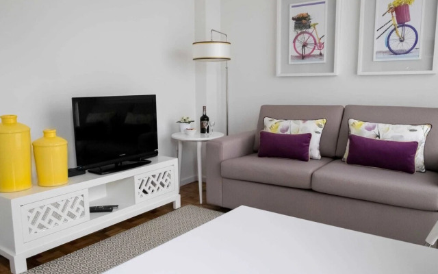 Simon Guest Apartments