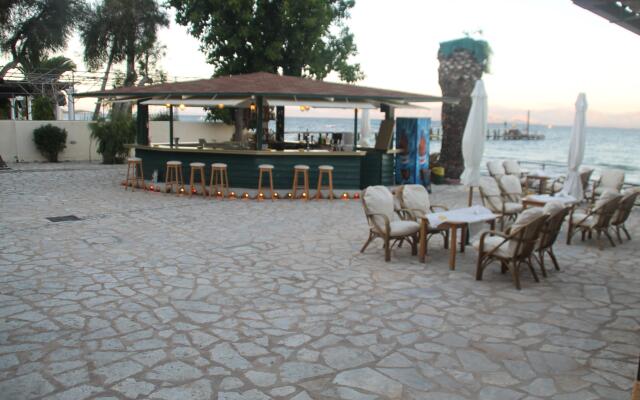 Akti Panela Beach Hotel