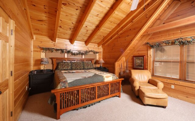 Mountain Sunrise - Five Bedroom Cabin