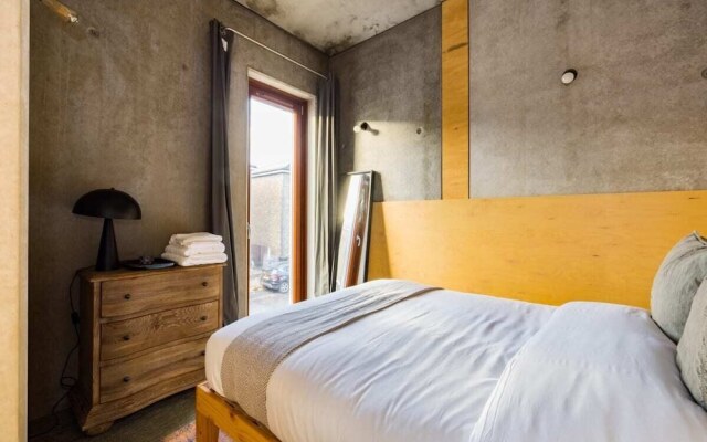 The Victoria Park Sanctuary - Stunning 2bdr Flat