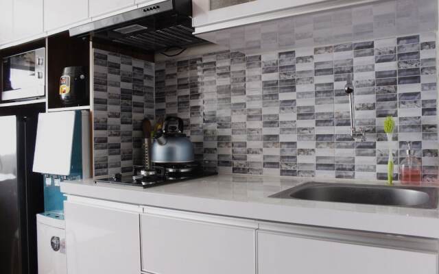 Comfy 2BR Apartment at Grand Asia Afrika Residence