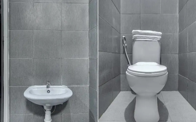 Anugrah Rr Syariah by OYO Rooms