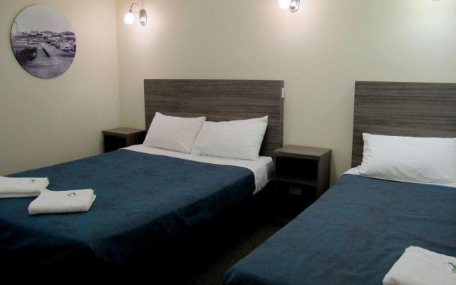 The Palace Hotel Broken Hill – Guest Rooms – Broken Hill