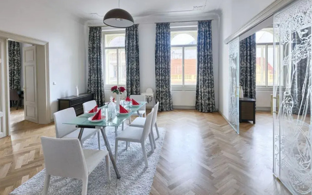 EMPIRENT Grand Central Apartments