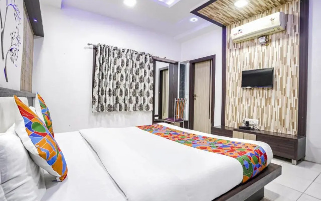 Fabexpress Jade Homestay