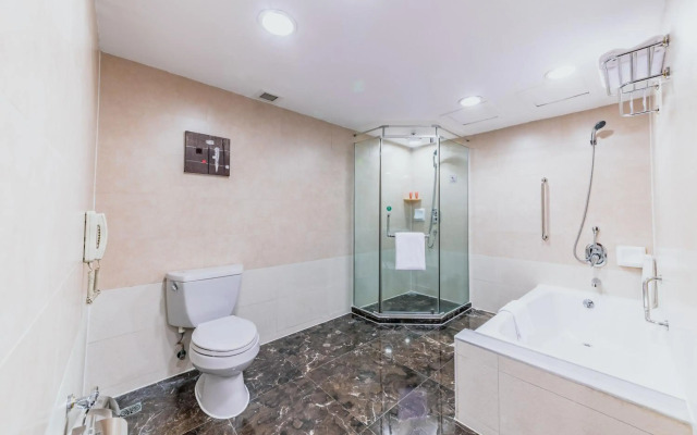 Crowne Plaza City Center Ningbo by IHG