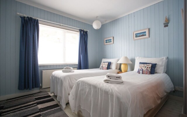 Lusty Glaze Beach Accommodation