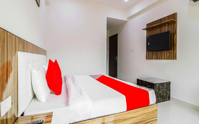 OYO Flagship 86255 Hotel Elite Inn