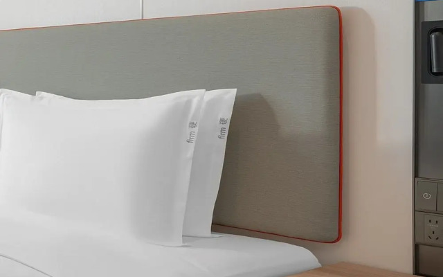 Holiday Inn Express Guangzhou University Town by IHG