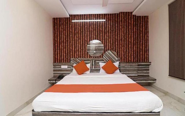 Fabhotel Shree Regency