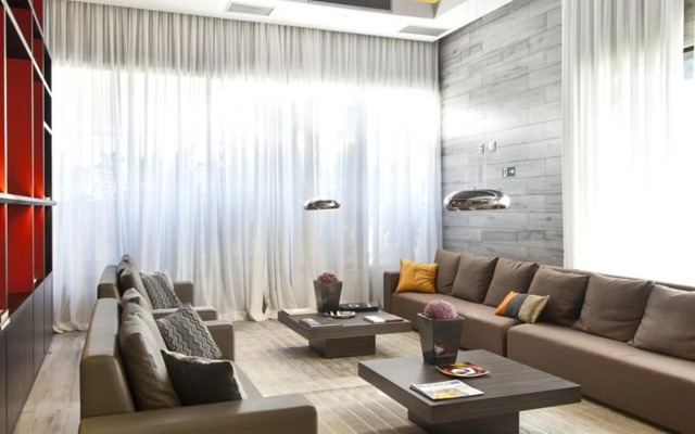 Radisson Blu Belo Horizonte, Savassi