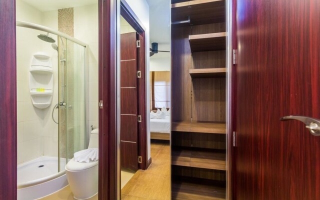 Ap13 - Large House With Pool and gym Children Playground