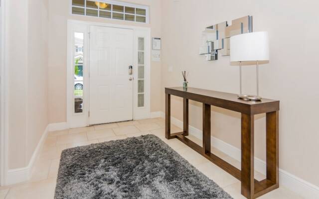 Dream Family Home at the Solterra ST5160