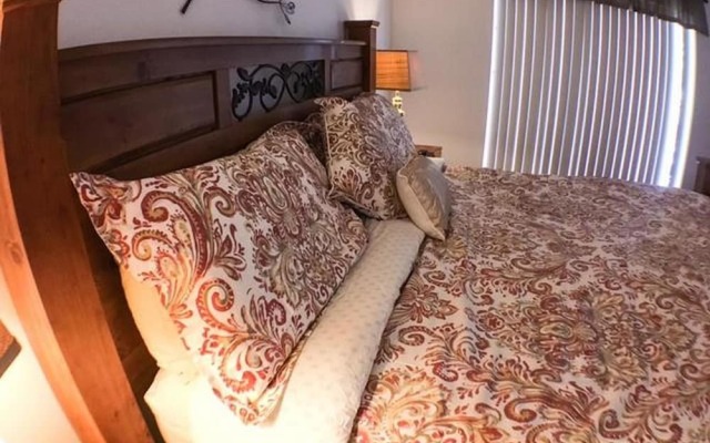 Kokomo Retreat Apartment 4 Bedroom