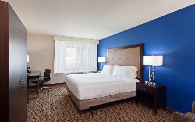 Holiday Inn Express Colton-Riverside North, an IHG Hotel