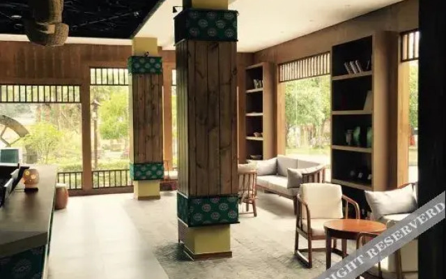 Enshi love Qingjiang hotel(Tujia daughter City store)
