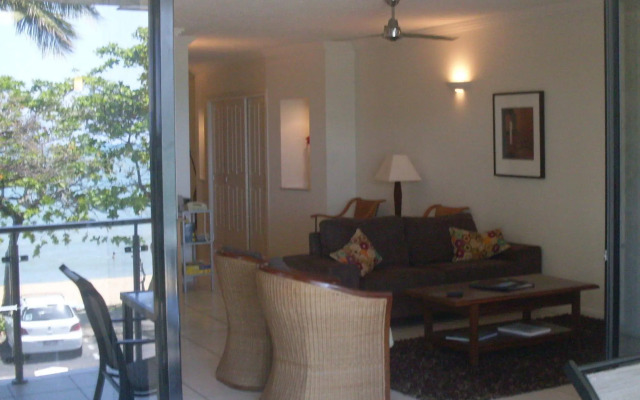 Meridien At Trinity