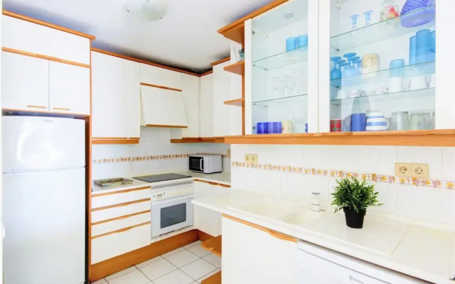 Pretty Apartment With Balcony