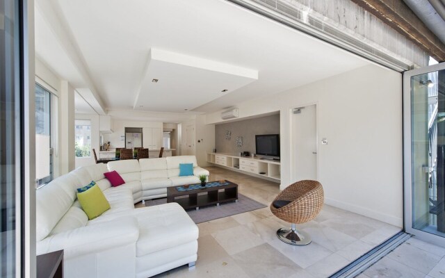 Voyager Close, Unit 02, 19, The Domain